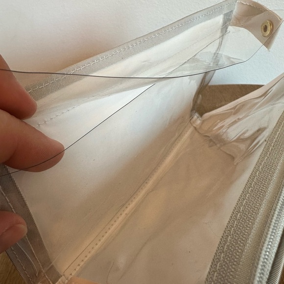 Vintage Christian Dior Parfume Bag Makeup Case Toiletry Kit Clutch Light  Grey - Picture 13 of 15